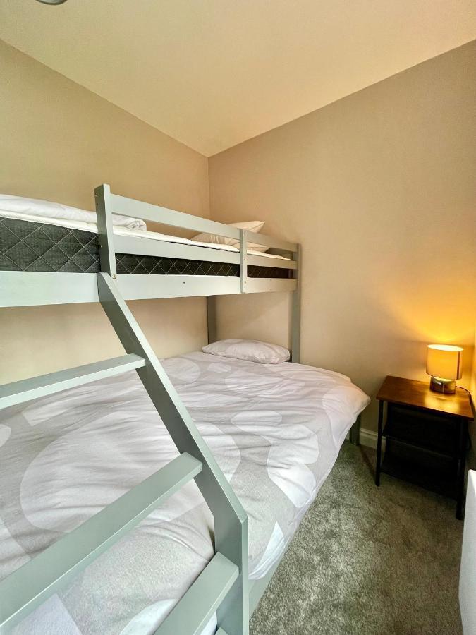 City Centre *Private Parking* York Room photo